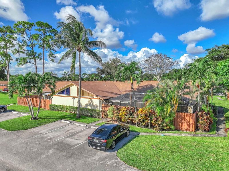 1160 Summit Pl Circle, Unit D, West Palm Beach, FL 33415