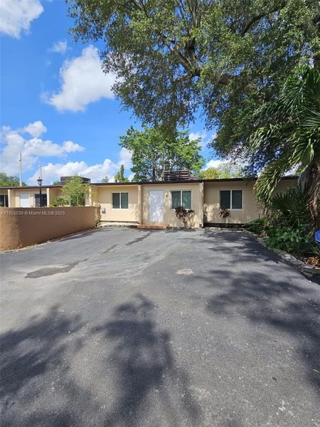 15027 Coconut Court, Unit 15027, Miami Lakes, FL 33014