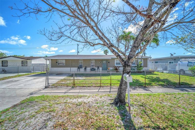 18011 Northwest 44th Avenue, Miami Gardens, FL 33055