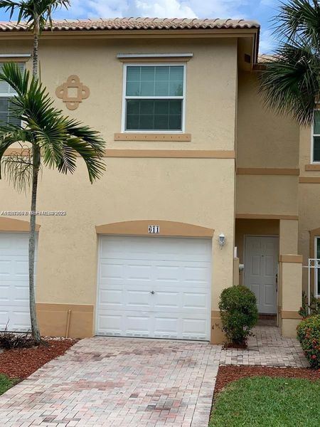 611 Northwest 170th Terrace, Pembroke Pines, FL 33028