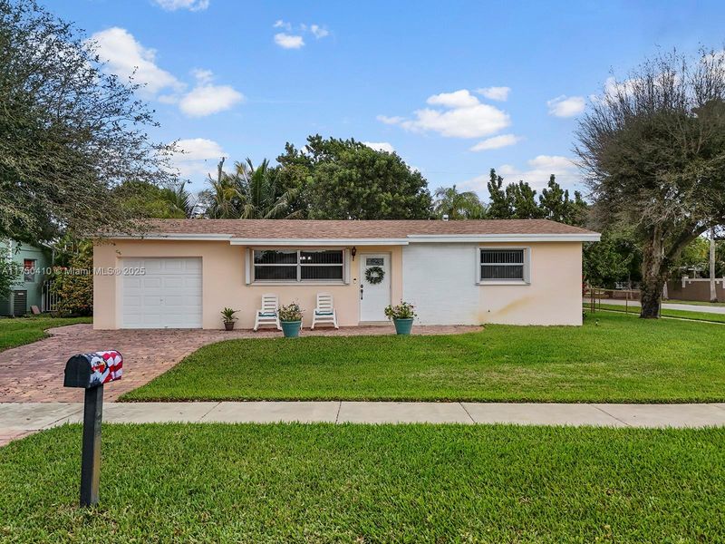 7901 Northwest 174th Terrace, Hialeah, FL 33015